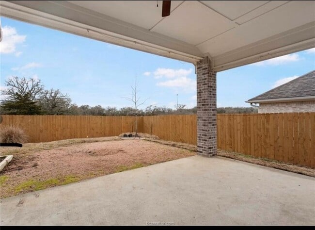 Building Photo - 4002 Heru Ct