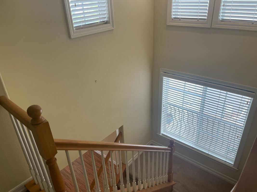 Building Photo - 2100 Canyon Cir