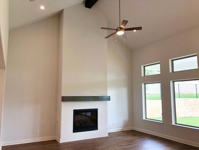 Building Photo - Rolling Hills of Travisso Near Lake Travis!