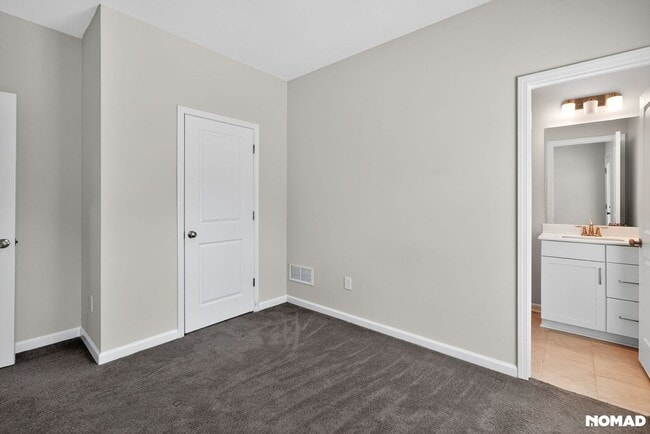 Building Photo - 3447 Hidden Valley Cir