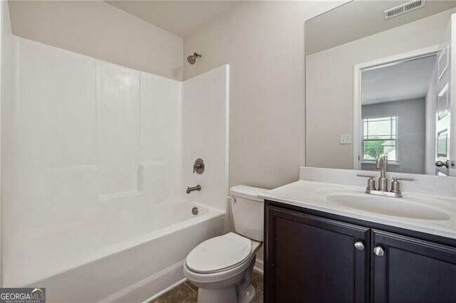 Building Photo - 3373 Shoals Ridge Dr