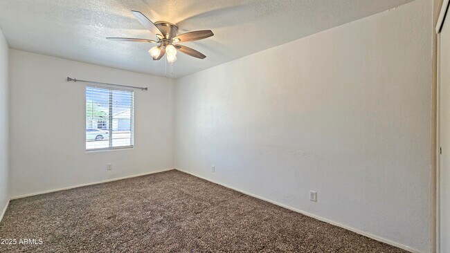 Building Photo - 9014 W Rovey Ave
