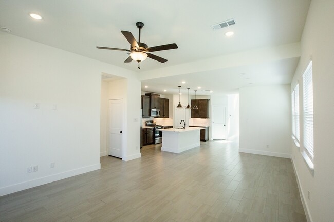 Building Photo - 21134 Garden Palm Dr