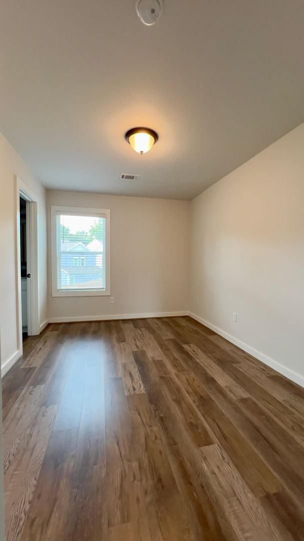 Building Photo - Available Home in Ross Park!