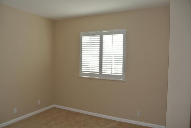 Building Photo - 7399 Briella Dr