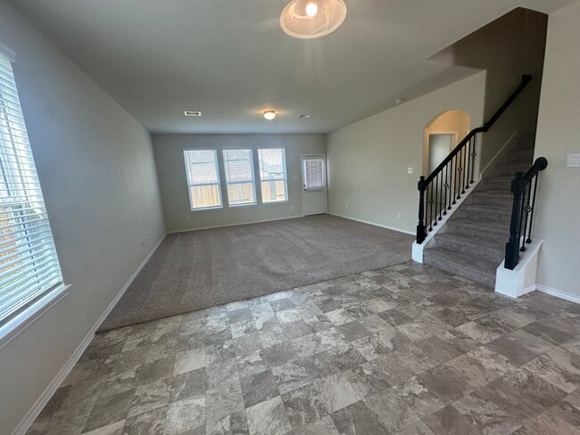 Building Photo - 3419 Golden Amber Ct