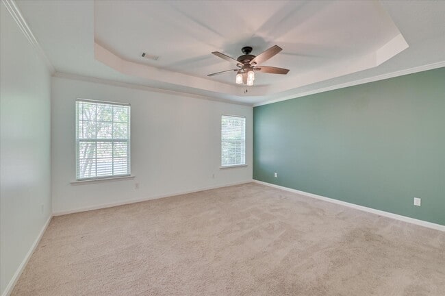 Building Photo - 2037 Magnolia Pkwy
