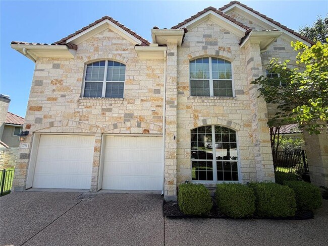 Building Photo - 3713 Broadwinged Hawk Cove