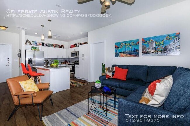 Building Photo - Edison