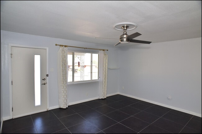 Building Photo - 3600 Volcanic Ave