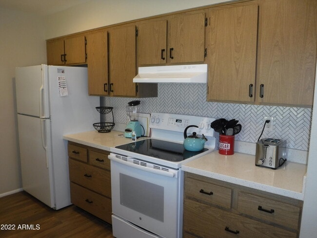 Building Photo - 11029 W Caron Dr