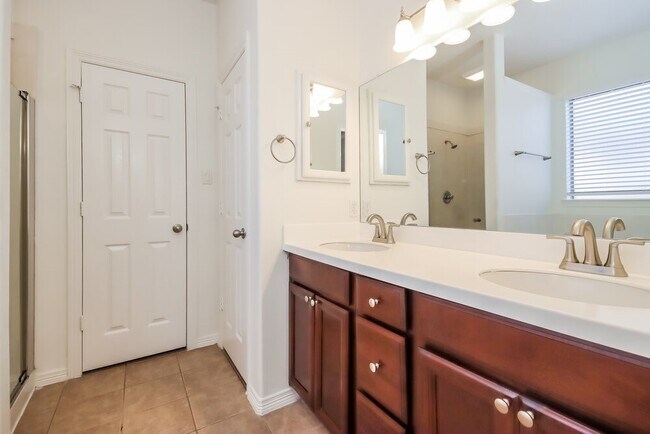 Building Photo - 20175 Royal Orchard Dr