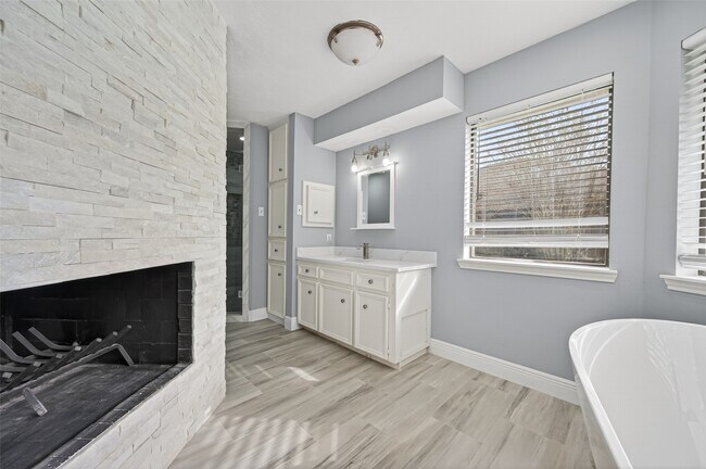 Building Photo - 206 Mill Trail Dr