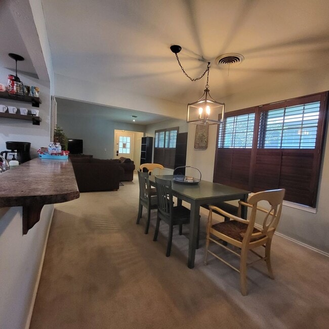 Building Photo - Furnished Rental for Lease
