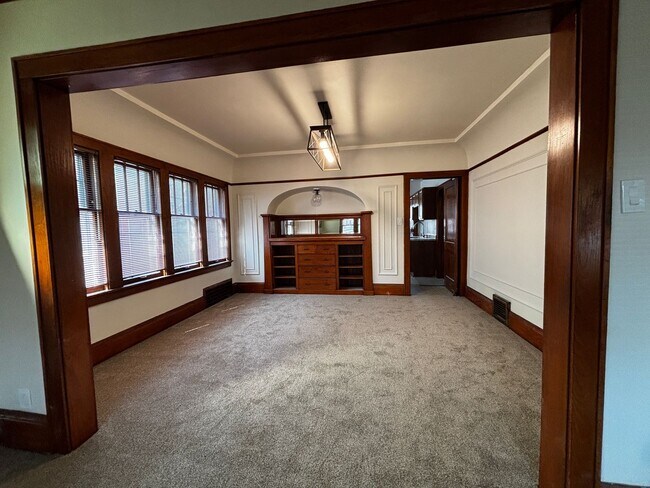 Building Photo - 3927-3929 N. 17th Street