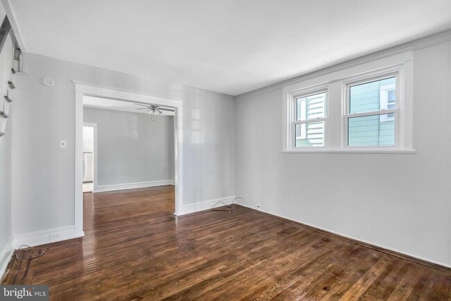 Building Photo - 4056 Ellendale Rd