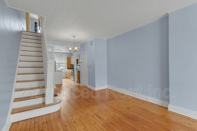 Building Photo - 415 S Robinson St