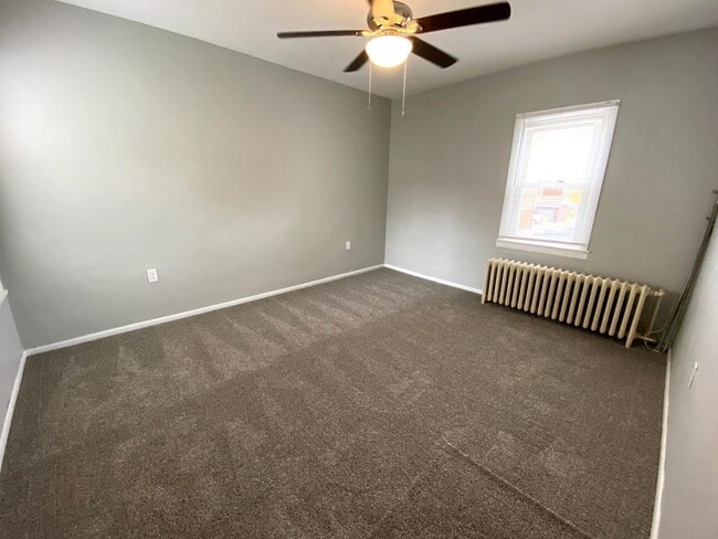 Building Photo - 22 4th St