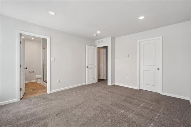 Building Photo - 167 Gress Rd