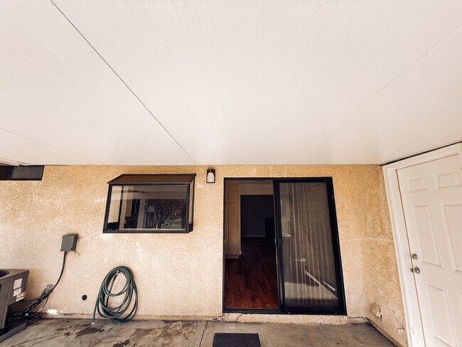 Building Photo - 6152 Orange Ave