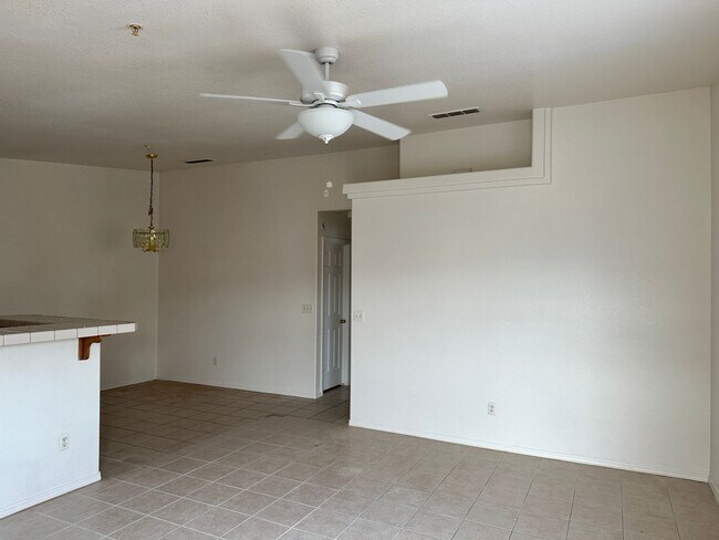 Building Photo - 2765 Albatross Ln