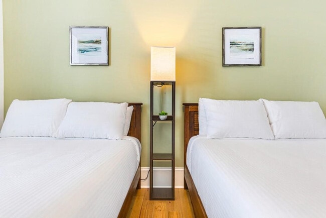 Building Photo - 1222 Carondelet St