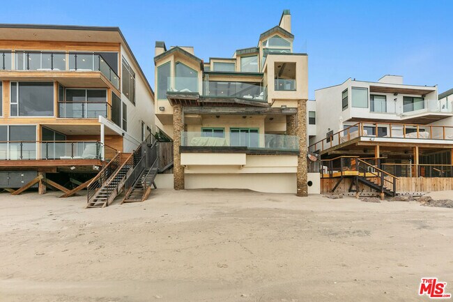Building Photo - 24920 Malibu Rd