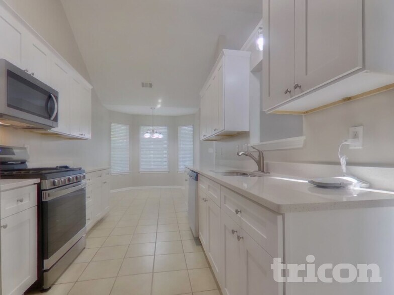 Building Photo - 1260 Wilkes Crest Dr NE