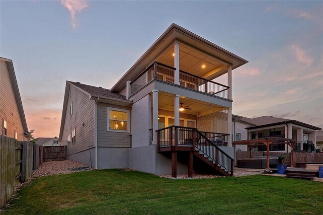 Building Photo - 840 Hazy Hills Loop