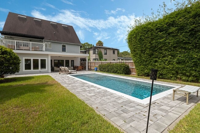 Building Photo - Renovated 3/3 Pool Home home in the heart of Delaney Park of Downtown Orlando