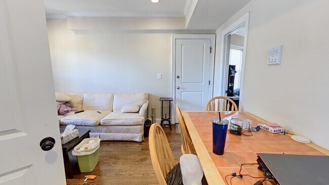 Building Photo - 2971 Washington St