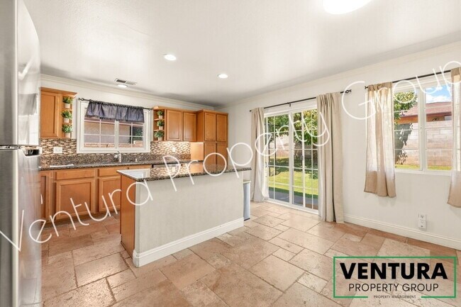 Building Photo - Charming 4-Bedroom  2B- Bath Home in Fillmore!