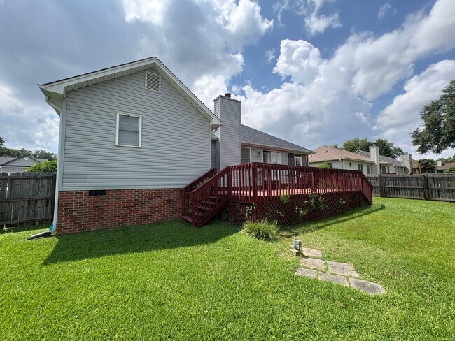 Building Photo - 10 Fortson Way