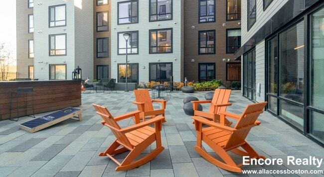 Building Photo - 1550 Soldiers Fld Rd