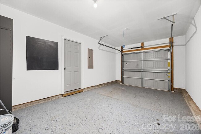 Building Photo - 9612 Brackenview Ct