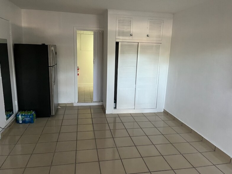 Building Photo - 8126 W 15th Ave