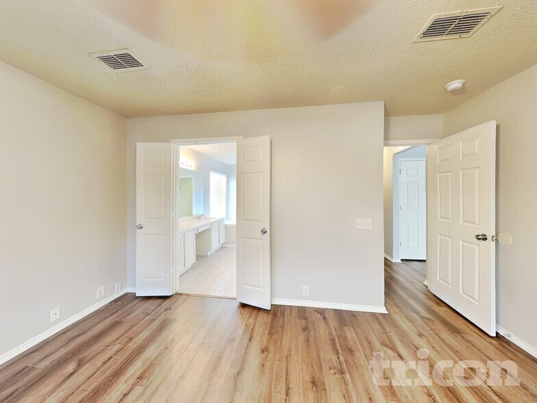 Building Photo - 821 Stafford Station Dr