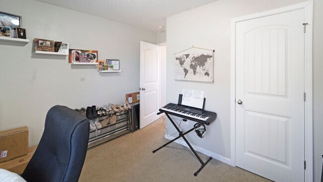 Building Photo - Savannah Sweetwater Station 3-Bed Home with Patio & Large Yard