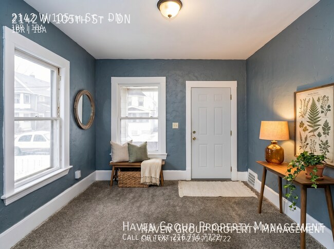 Building Photo - 2142 W 105th St