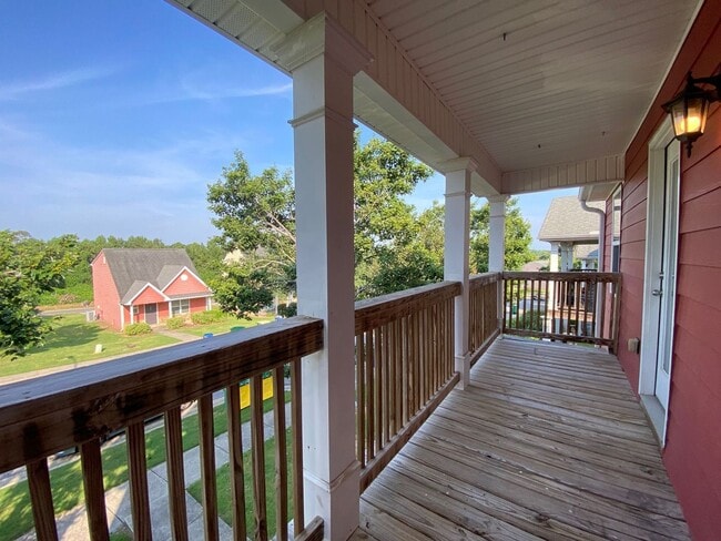 Building Photo - BRIDGEWATER HOME! PRE-LEASING FOR AUGUST 1 2026!