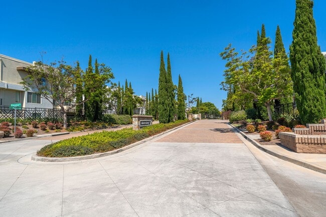 Building Photo - Ocean, #104