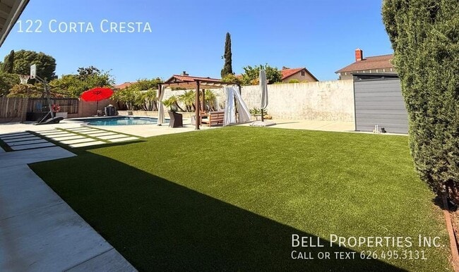 Building Photo - 122 Corta Cresta Dr