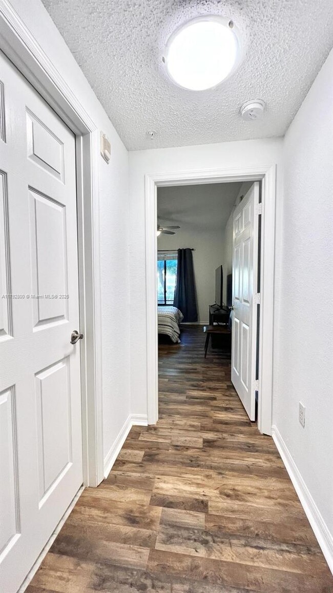 Building Photo - 2727 Anzio Ct
