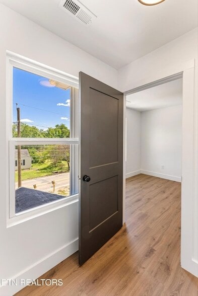 Building Photo - 3425 Garden Dr