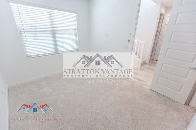 Building Photo - 4117 E Pinto Dr