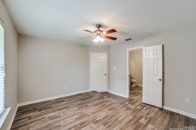 Building Photo - 11462 Country Canyon