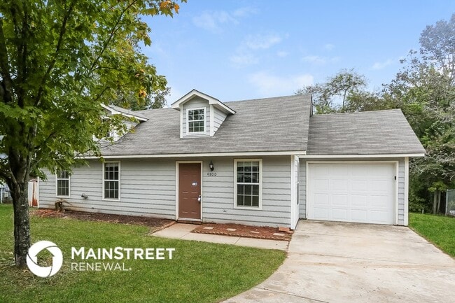 Building Photo - 4800 Farmview Dr