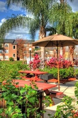 Building Photo - 4606 Commander Dr