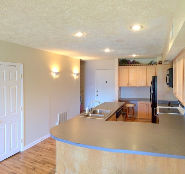 Condo 110 - 7 Foxfire Blvd