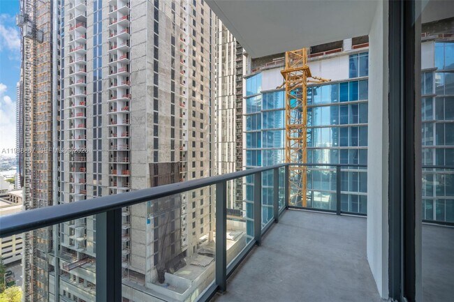 Building Photo - 601 N Miami Ave